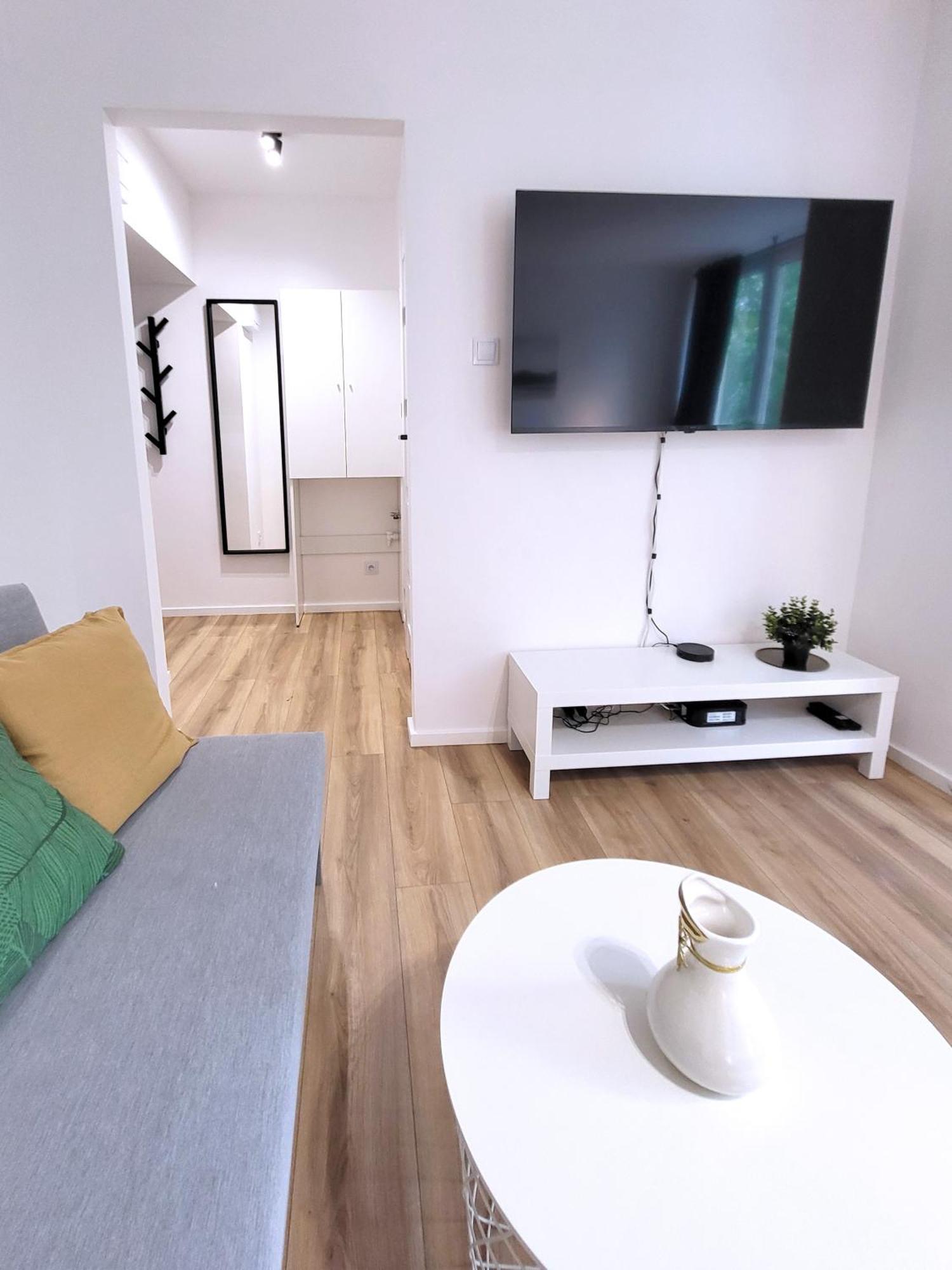 Apartamento Enjoy! Srodmiescie Nowogrodzka Varsovia Exterior foto